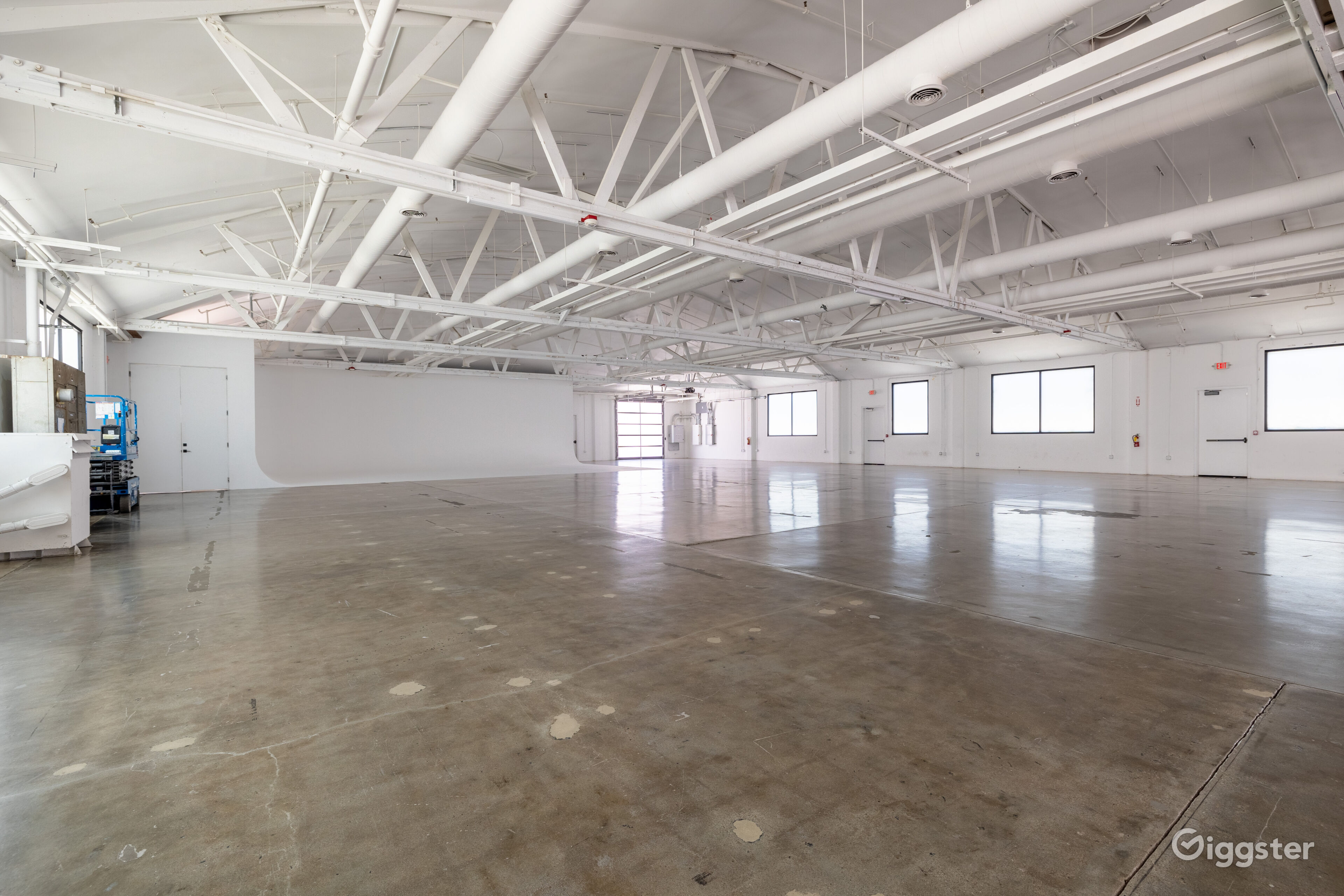 Maximum Studio X Rent this location on Giggster