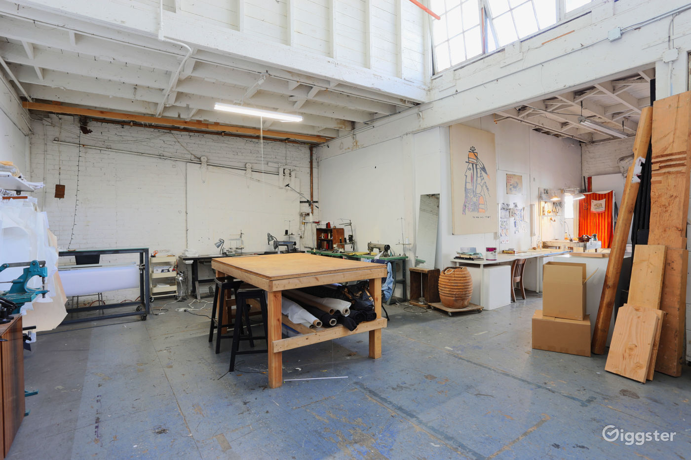 Warehouse No 310 Rent This Location On Giggster