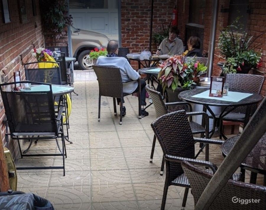 SemiFormal Dining Room with Bar in Haverhill Rent this location on