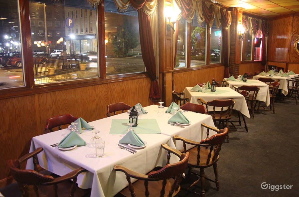 SemiFormal Dining Room with Bar in Haverhill Rent this location on