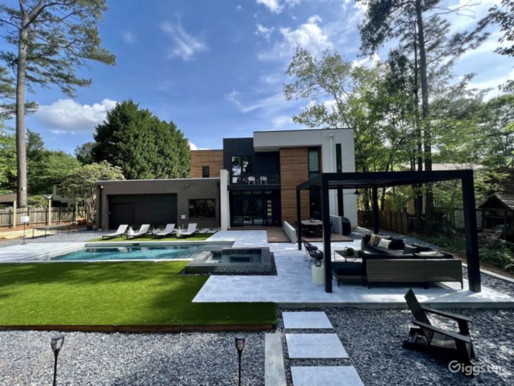 New backyard with pool, spa and pergola.
