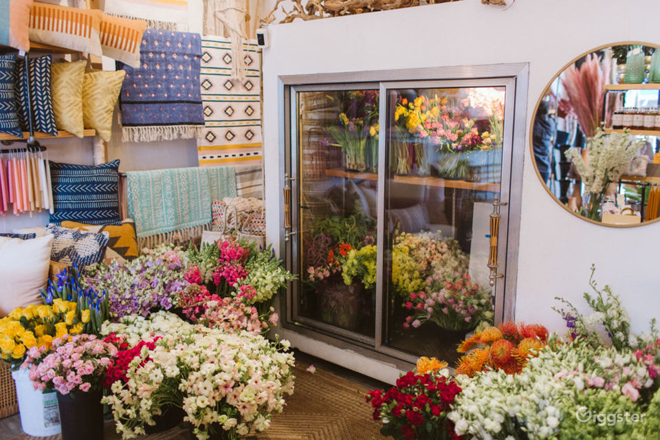 Lush Plant and Flower Shop in Studio City Rent this location on Giggster