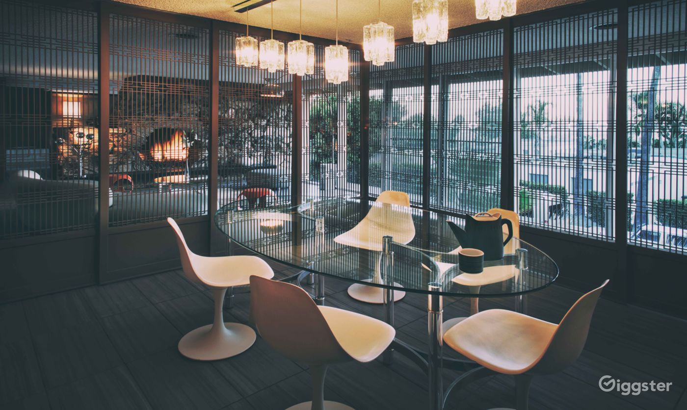 Transparent sliding Doors