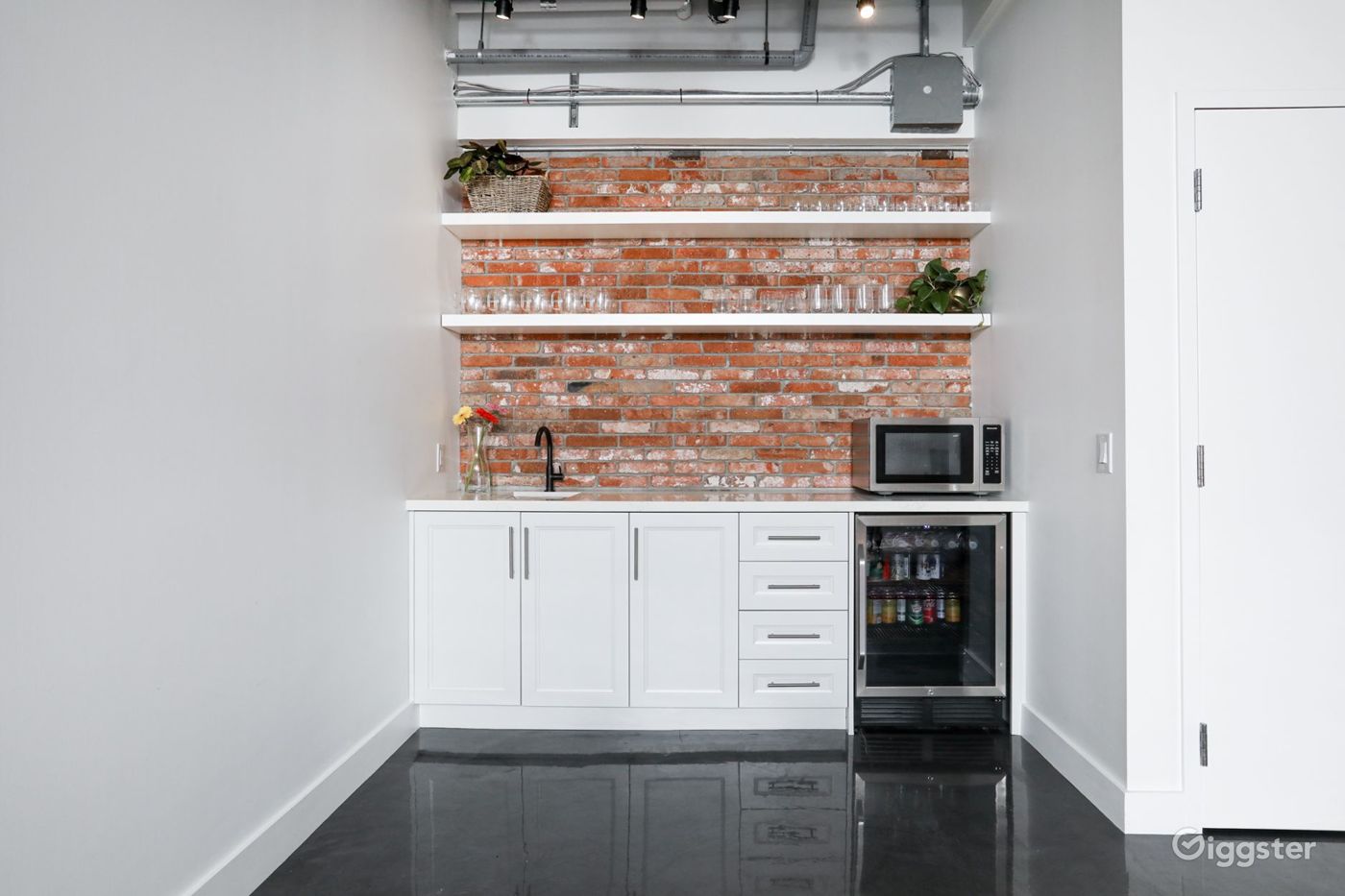 Cozy Commercial Kitchen and Office Conference Room Rent this location