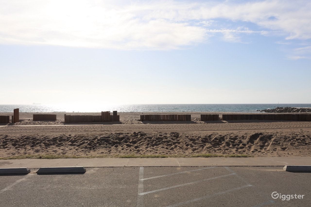 Dockweiler Beach | Lifeguard Towers 49-50 Photo 86