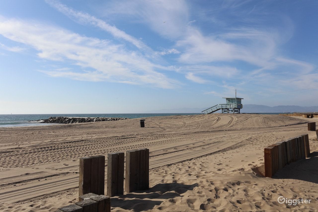 Dockweiler Beach | Lifeguard Towers 49-50 Photo 44