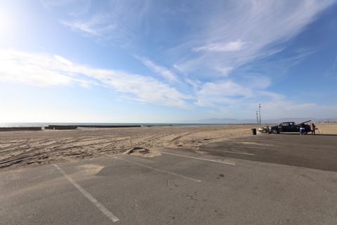 Dockweiler Beach | Lifeguard Towers 49-50 Photo 100