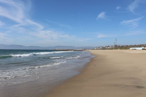 Dockweiler Beach | Lifeguard Towers 49-50 Photo 22