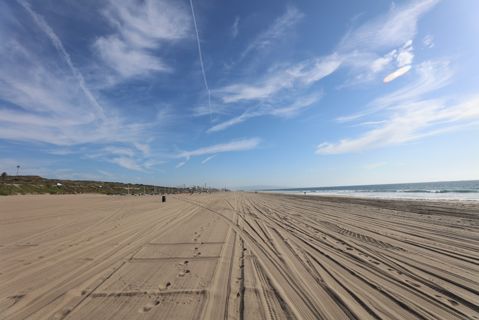 Dockweiler Beach | Lifeguard Towers 49-50 Photo 56