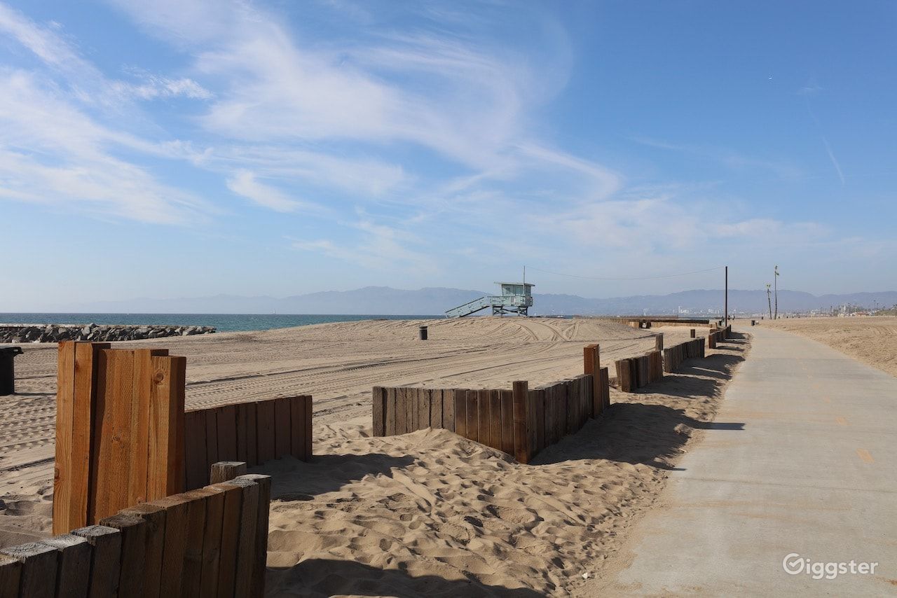 Dockweiler Beach | Lifeguard Towers 49-50 Photo 45