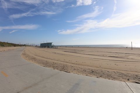 Dockweiler Beach | Lifeguard Towers 49-50 Photo 67