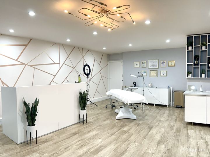 Highend Microblading Studio Academy Beverly Hills Rent this location