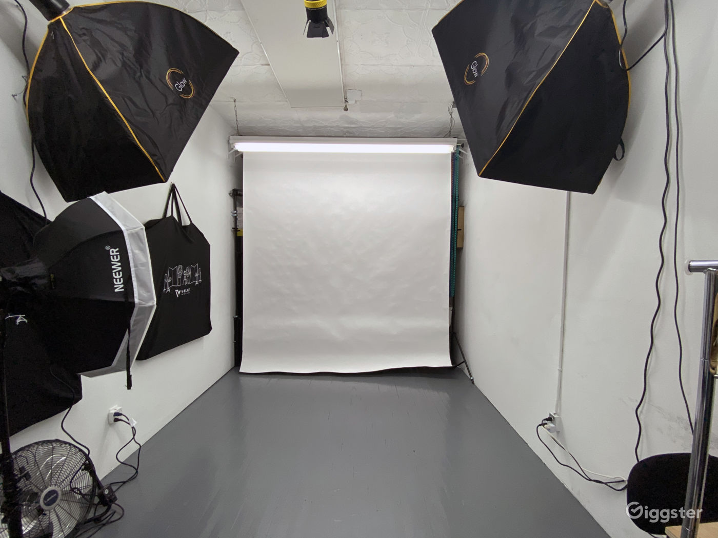 Photo & Video Studio for Rental Rent this location on Giggster