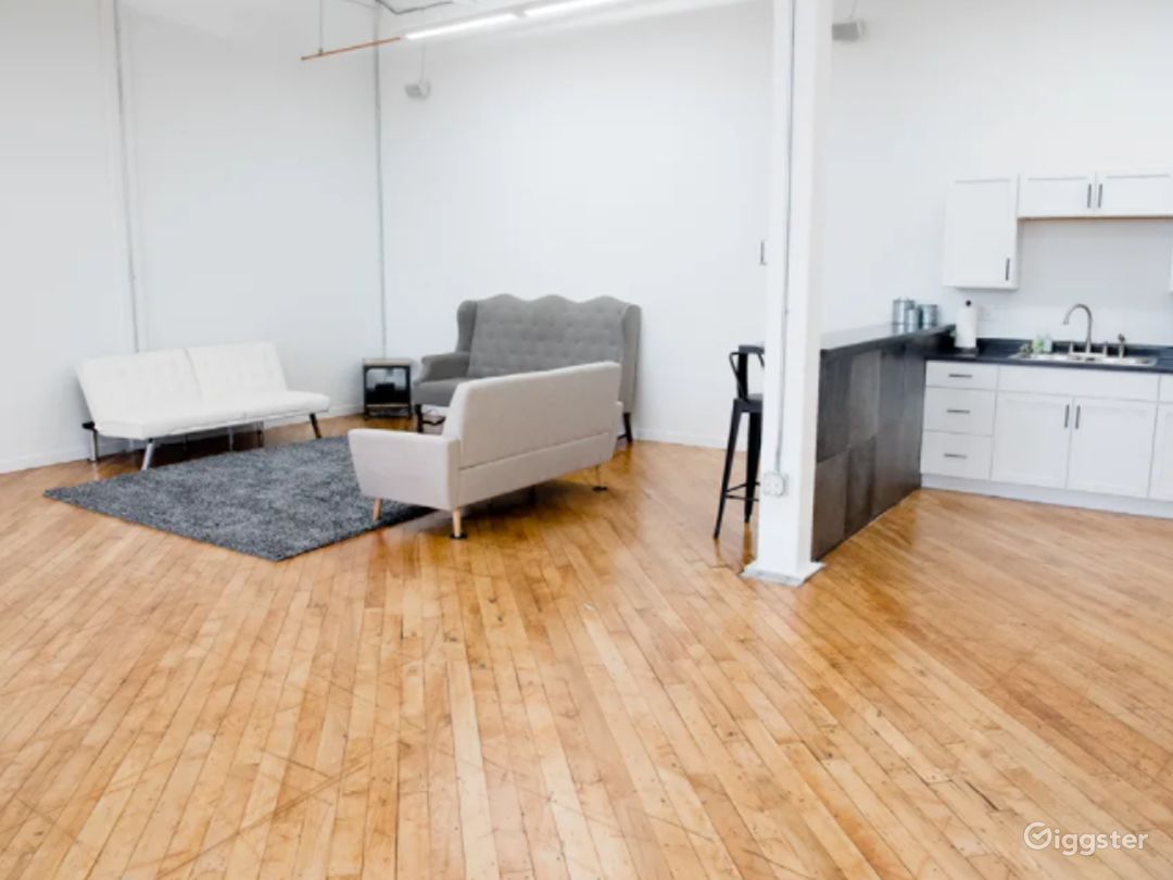  Gorgeous Natural Light Studio 