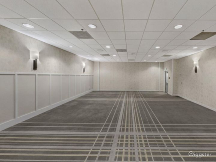 Driftwood Rent this location on Giggster