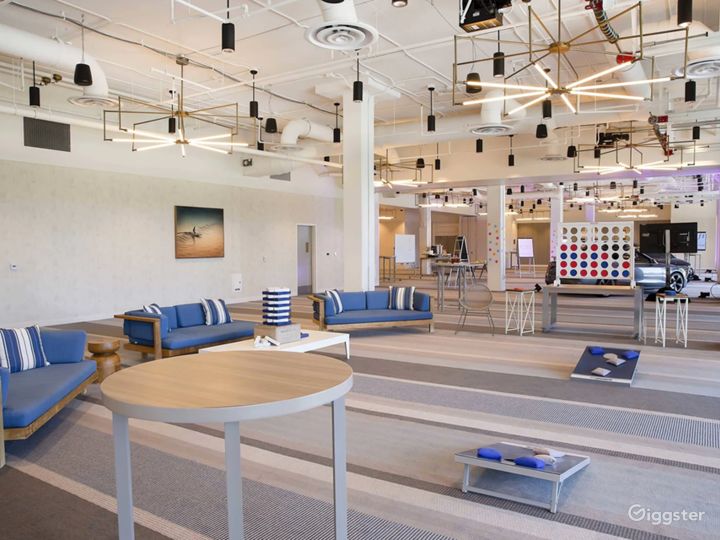 Driftwood Rent this location on Giggster