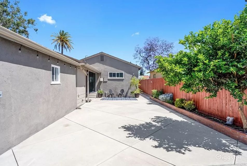 Cool, Cozy, Corner House ) Rent this location on Giggster