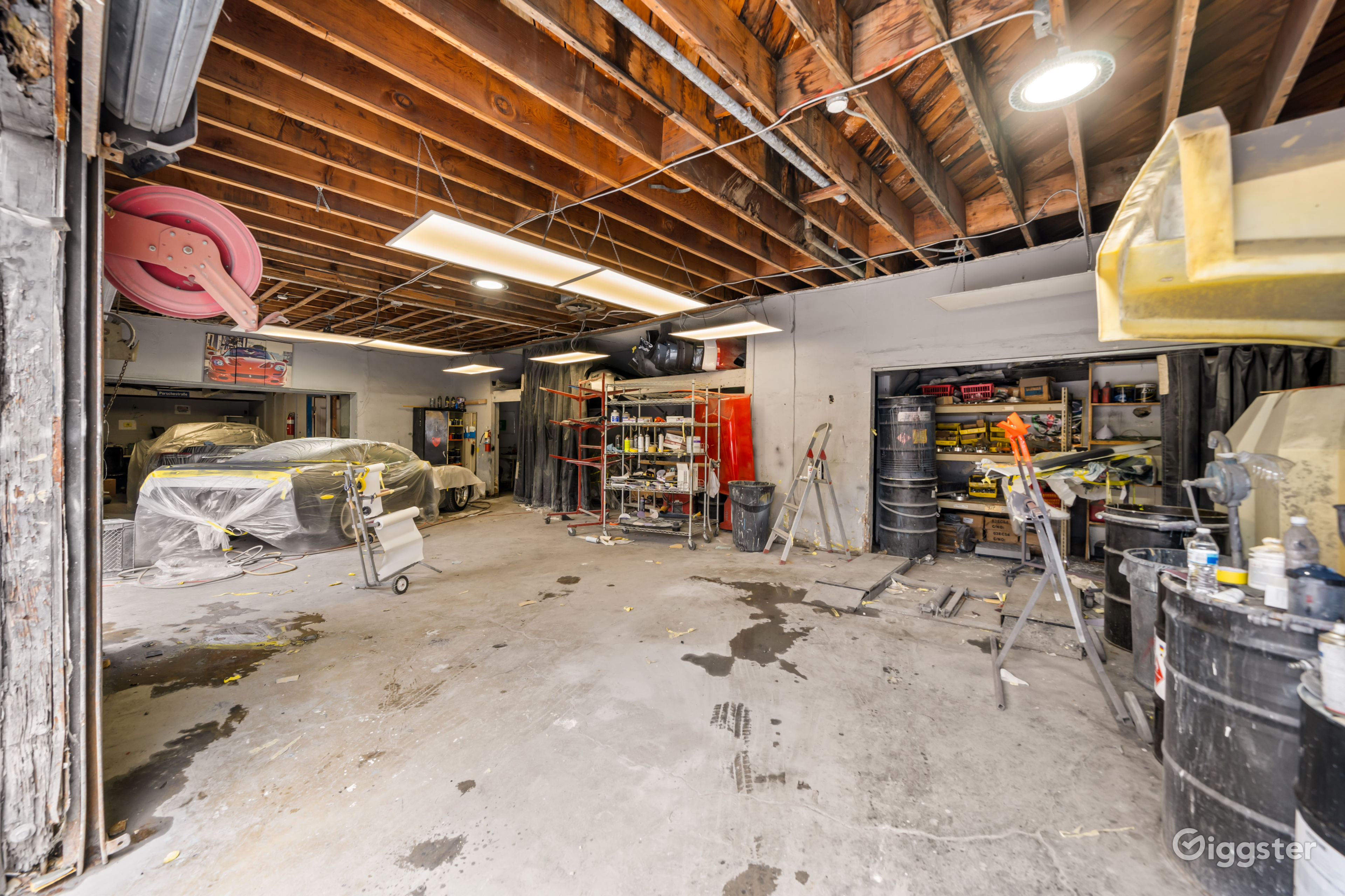 HOLLYWOOD EXOTIC BODY SHOP Rent this location on Giggster