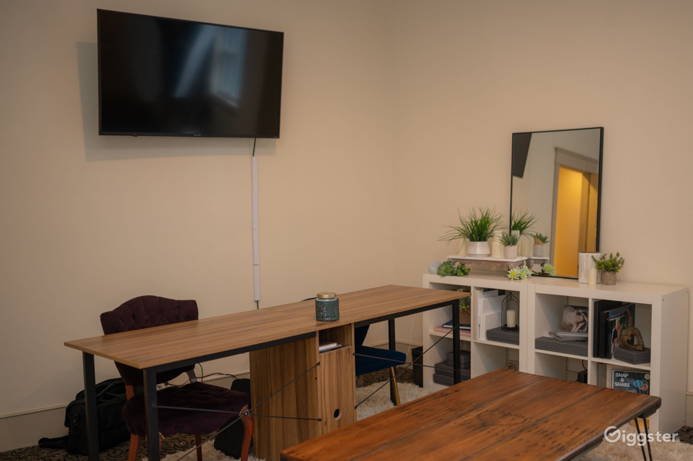 Downtown Chattanooga Photography Studio Rent this location on Giggster