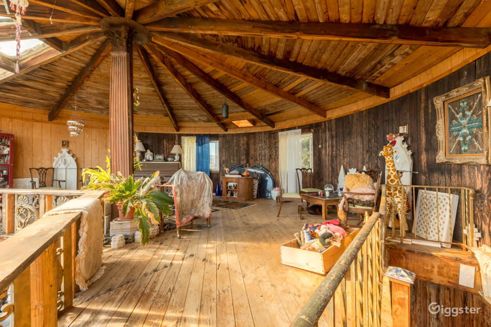 Moonfire Ranch | Rent this location on Giggster