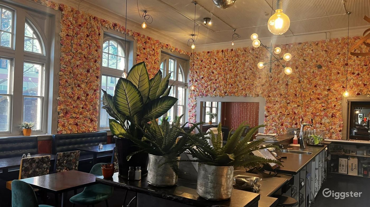 Whanganui's FlowerThemed Cafe and Bar Rent this location on Giggster