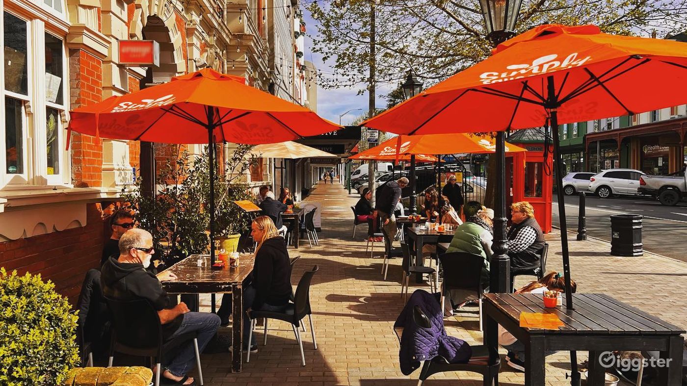 Whanganui's FlowerThemed Cafe and Bar Rent this location on Giggster