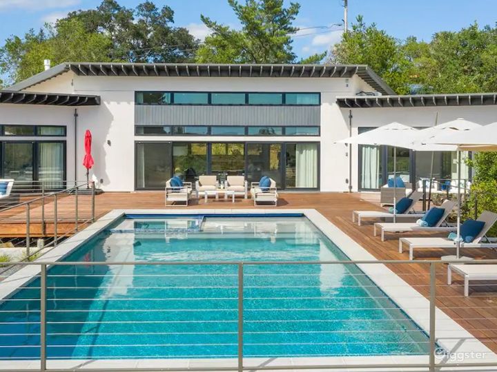 Modern Luxury Home in Healdsburg Rent this location on Giggster