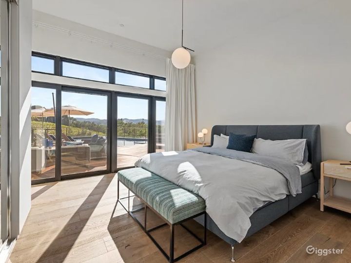 Modern Luxury Home in Healdsburg Rent this location on Giggster