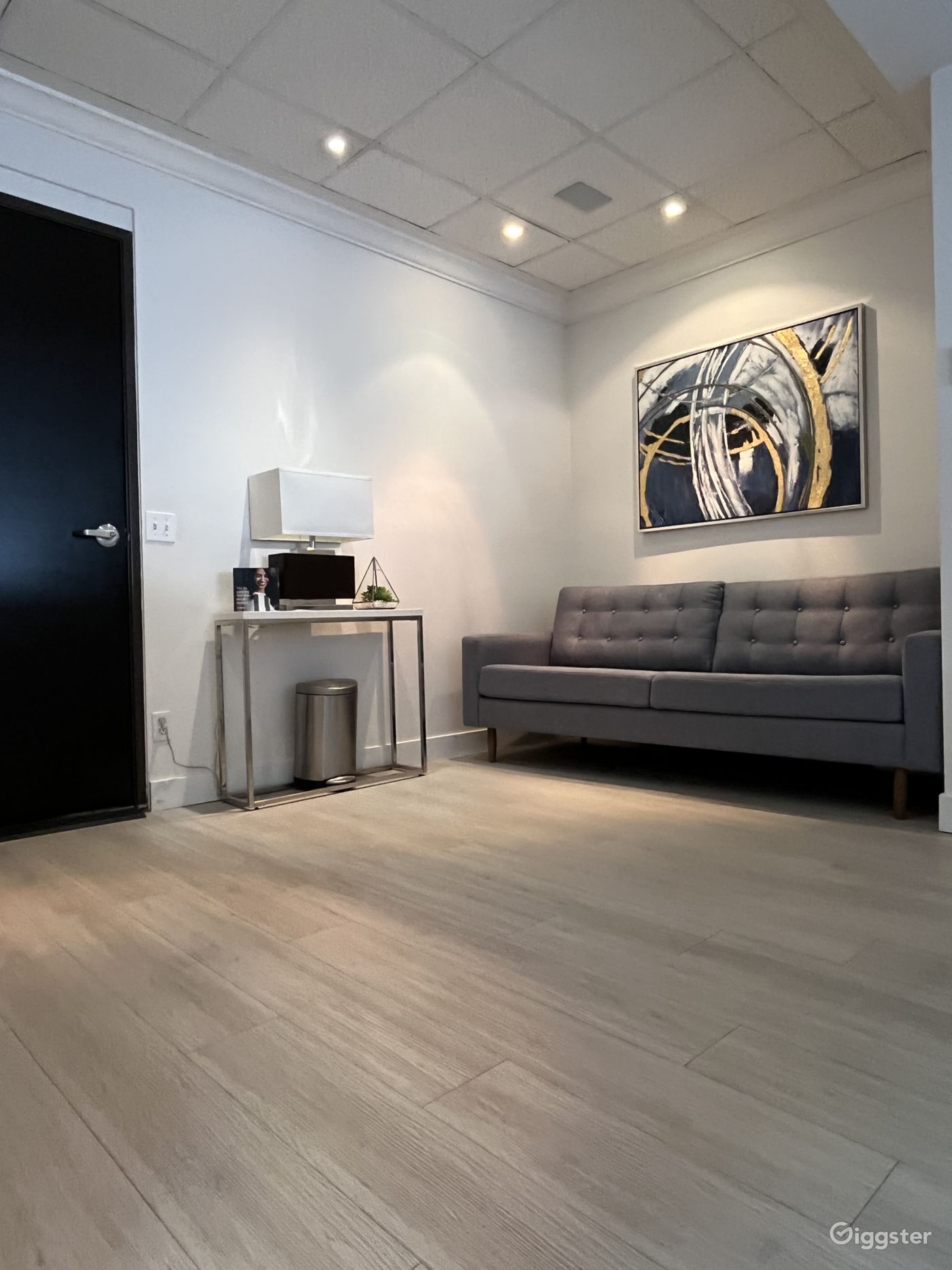 Boutique dental office in Beverly Hills Rent this location on Giggster