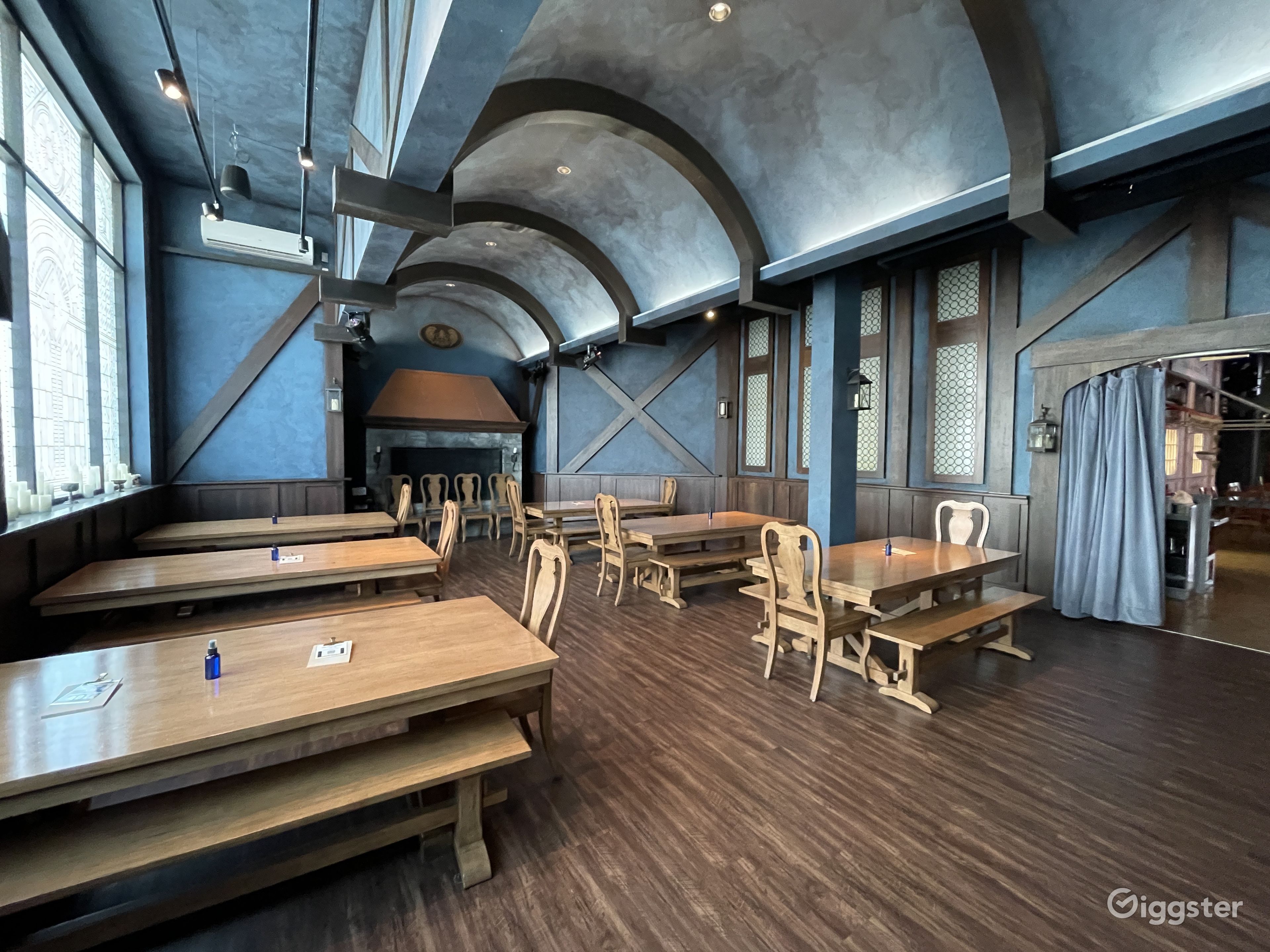 Board Game Bar & Restaurant Rent this location on Giggster