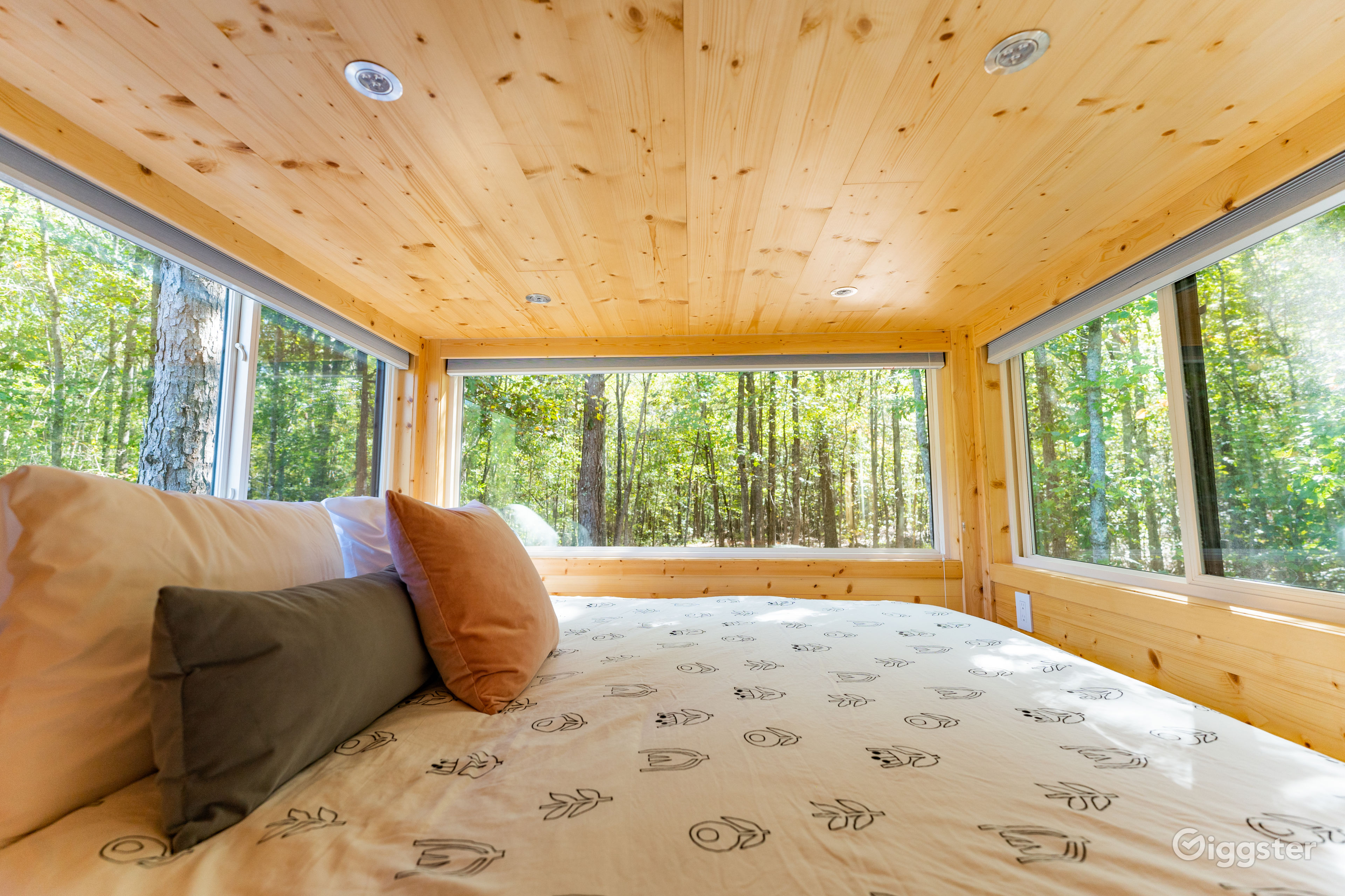 Private Tiny Home on Wooded Acreage Rent this location on Giggster