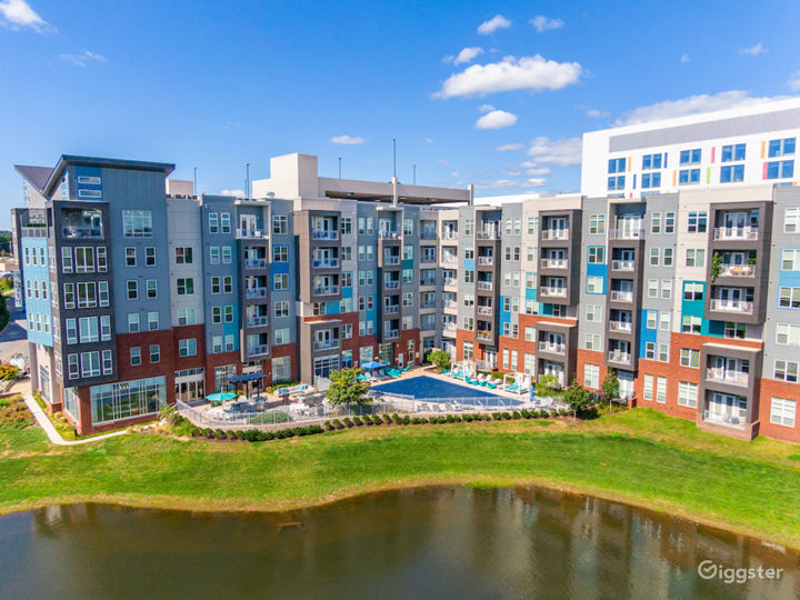 Stunning King of Prussia Club Room with Pool Table Rent this location