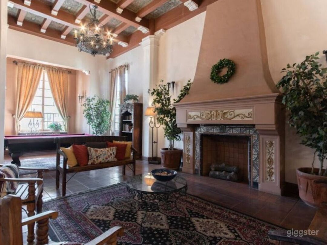 Lobby of apartment 