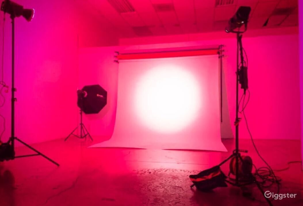 Warehouse Video/Photo Studio Event/Art Space Rent this location on Giggster