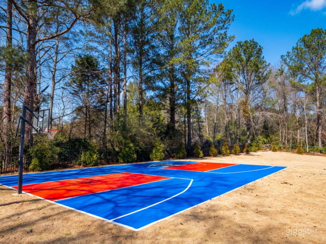 Photo inspiration: Private Basketball Court At Luxury Estate Rent This Location On Photo Inspiration