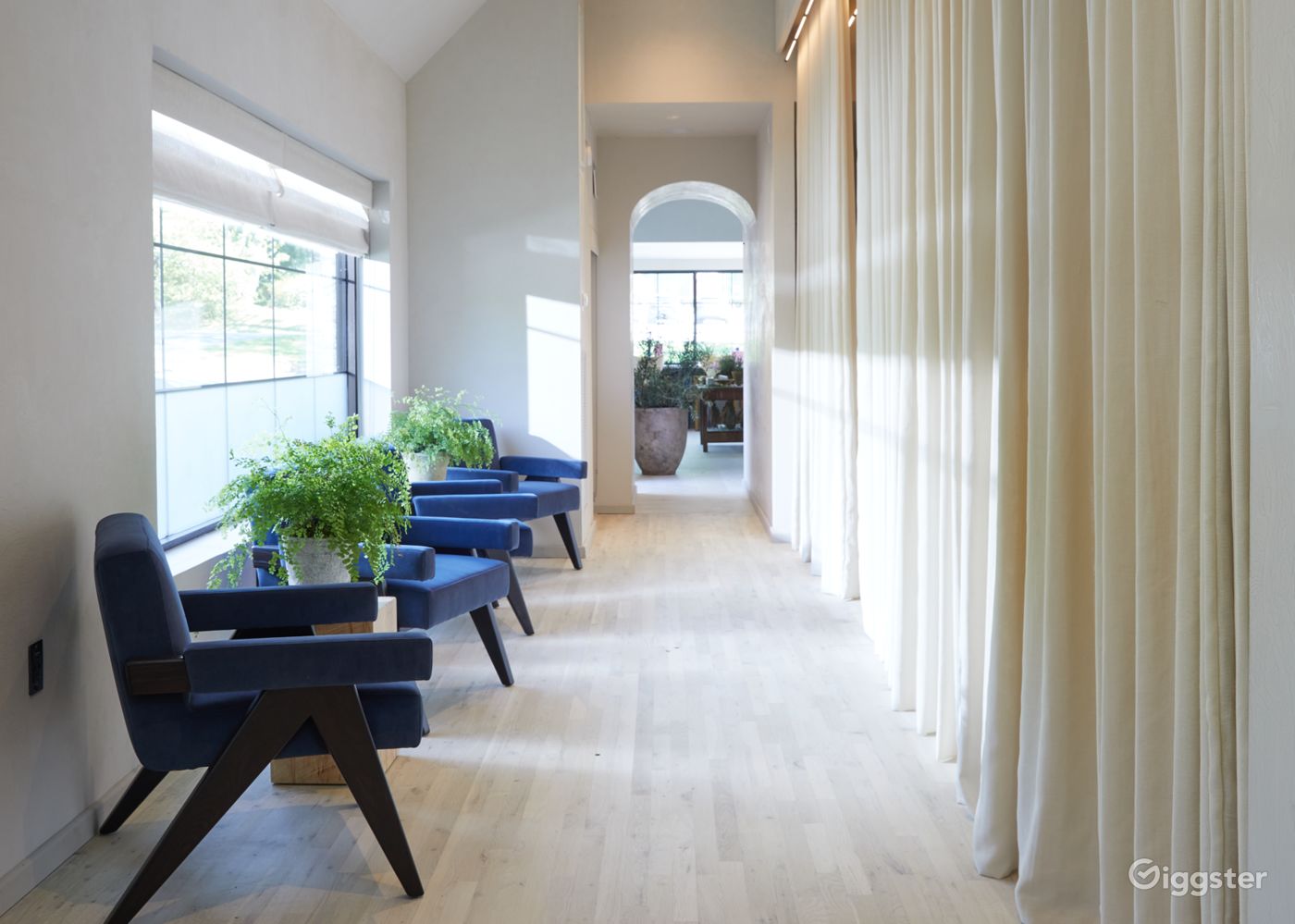 East Hampton Beautifully Renovated Spa Rent this location on Giggster