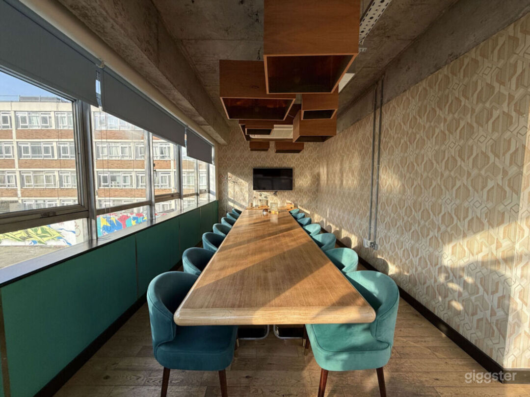 The Study Room for Meetings and Activities Photo 4