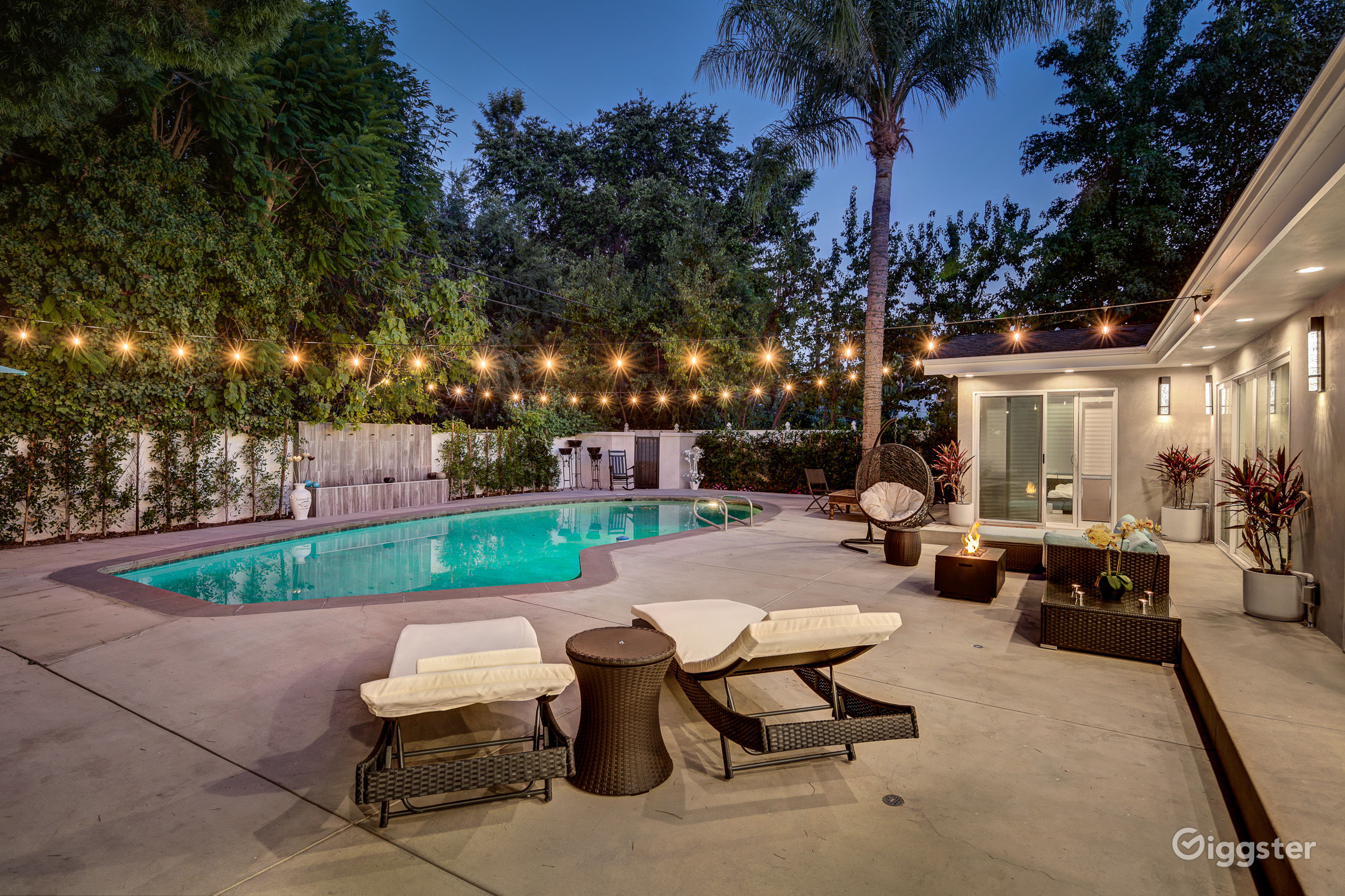 MODERN ENCINO HOUSE Rent this location on Giggster