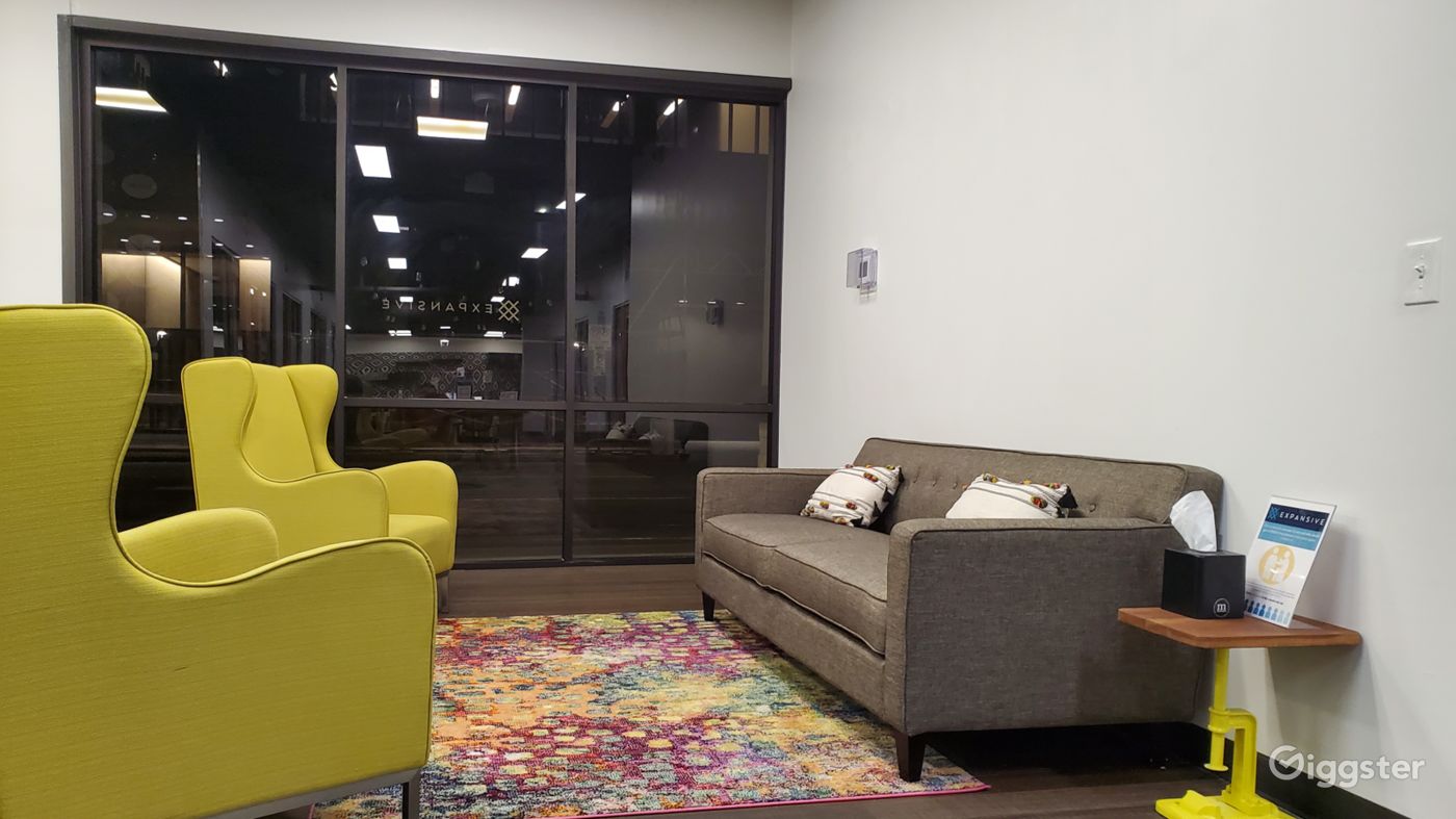 Downtown Film Photography Studio Rent this location on Giggster