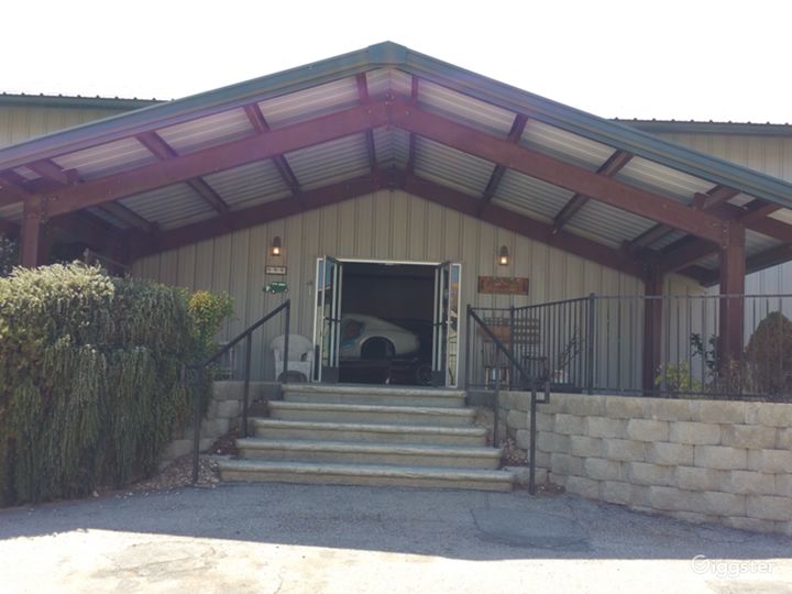 Classic Car Warehouse Rent this location on Giggster