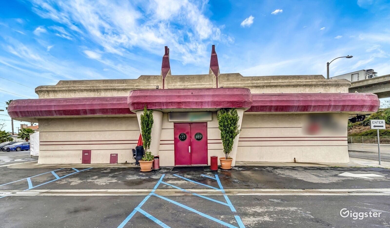 Strip Club Featured in HBO's Euphoria | Rent this location on Giggster
