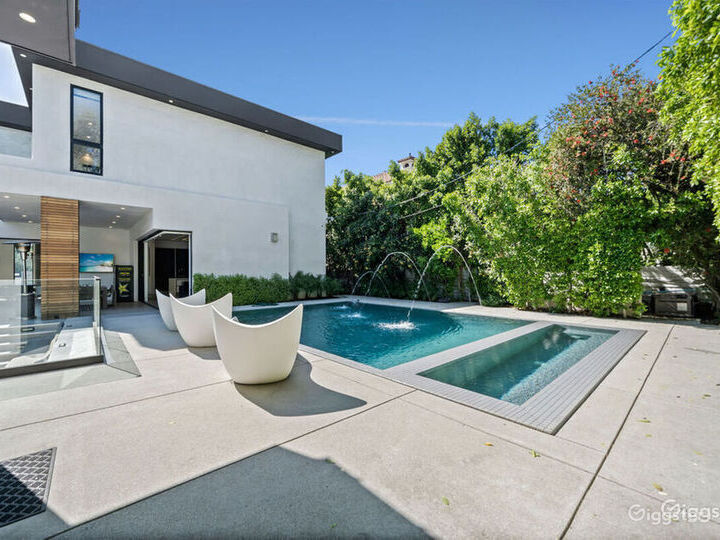Pool Rental Exquisite Encino Haven Rent this location on Giggster