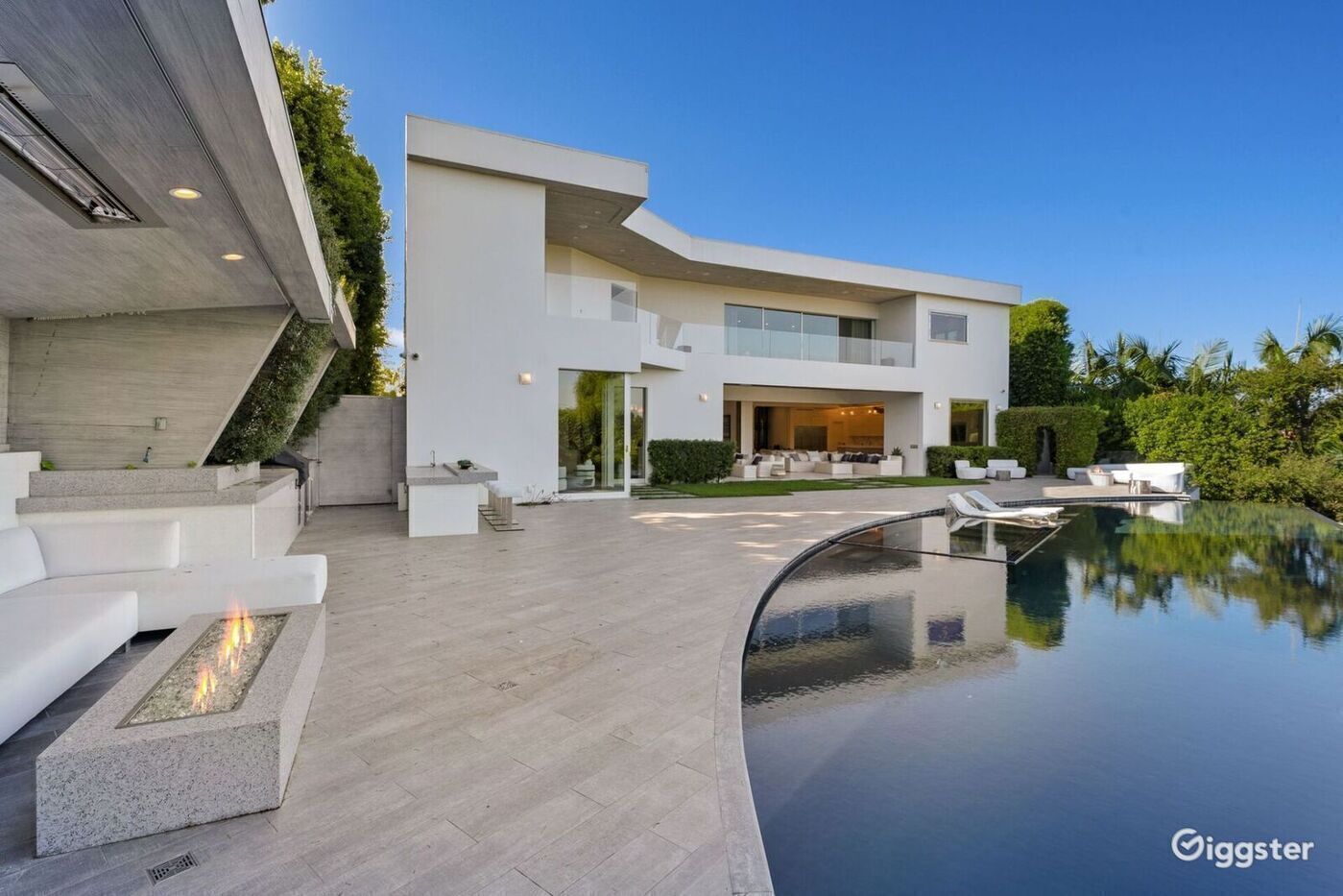 BEL AIR ELEGANCE POOL RENTAL Rent this location on Giggster