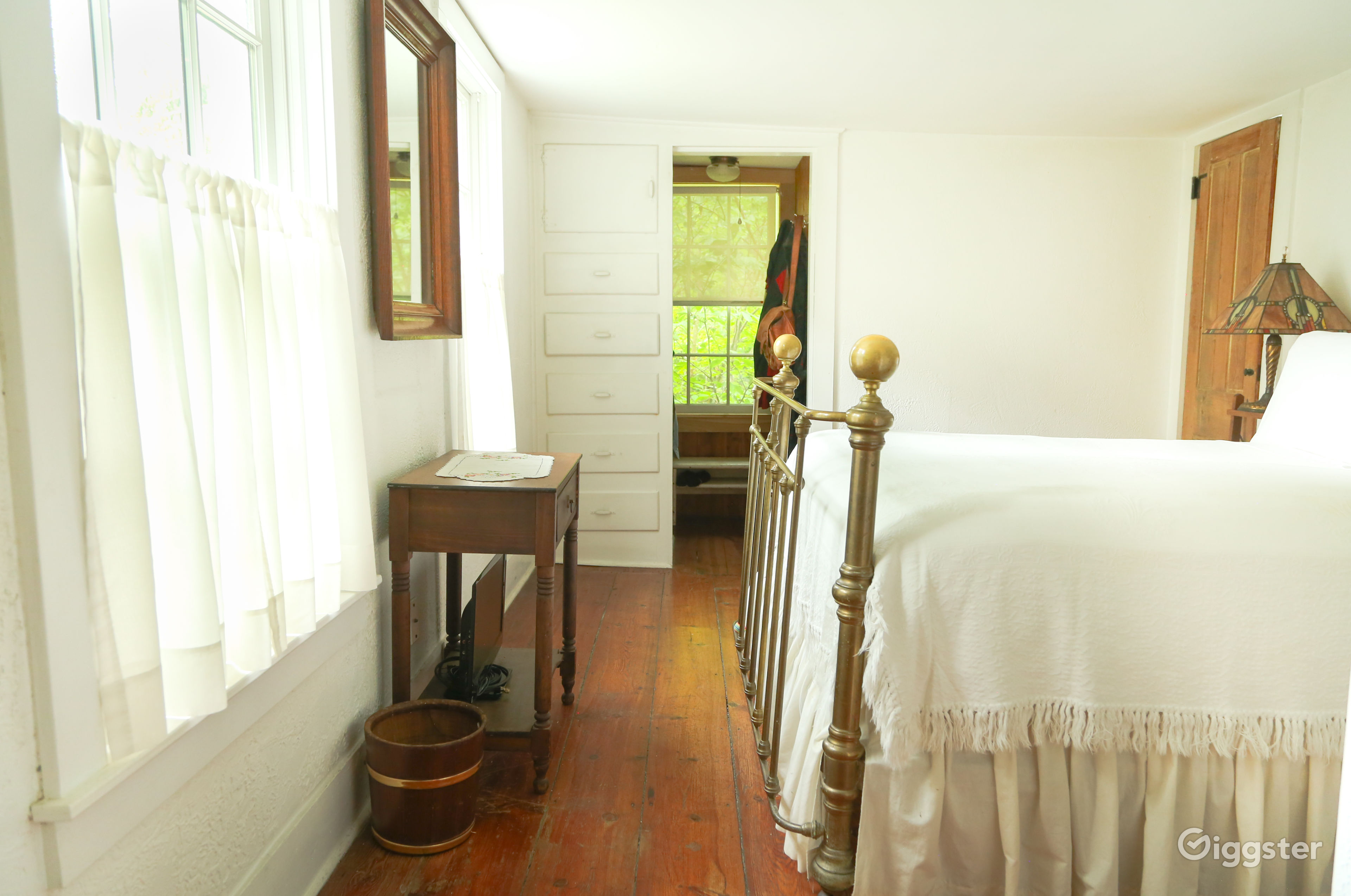 Sunnybrook House Rent this location on Giggster