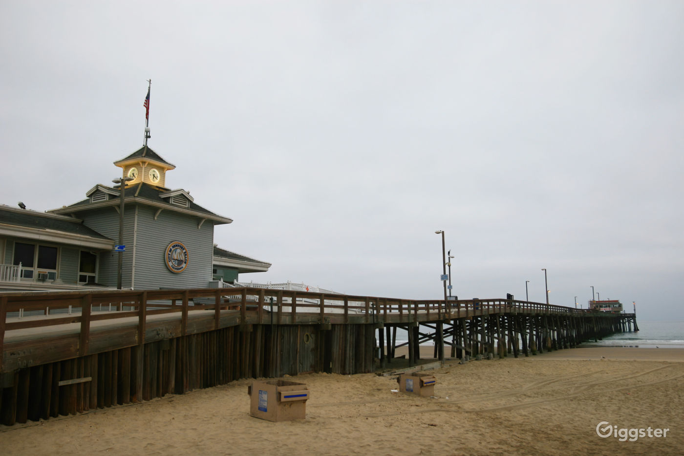 Newport Beach Pier Photo 4