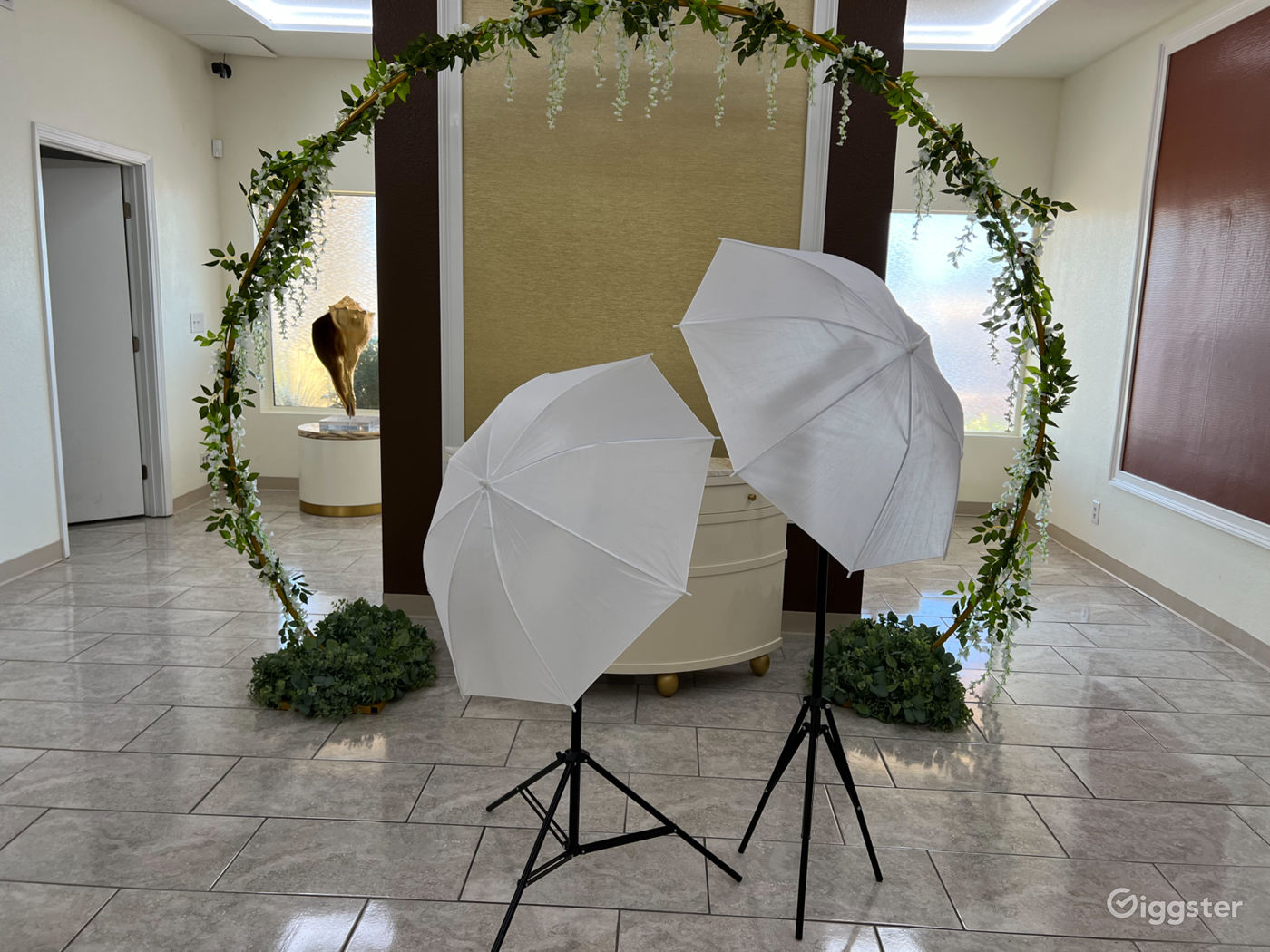 Las Vegas Wedding Chapel Rent this location on Giggster