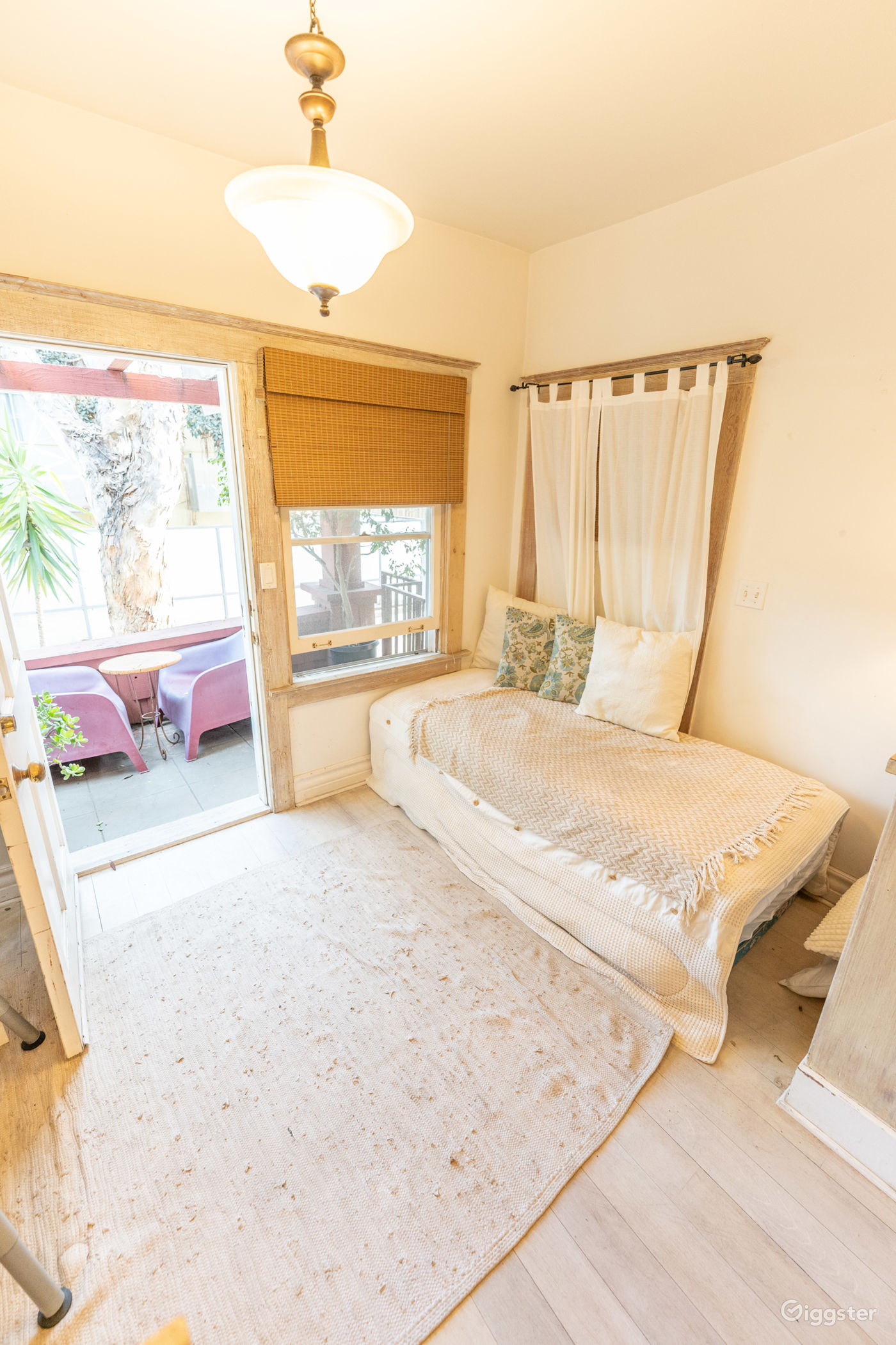 Venice Beach Beautiful First Floor Apartment Rent this location on