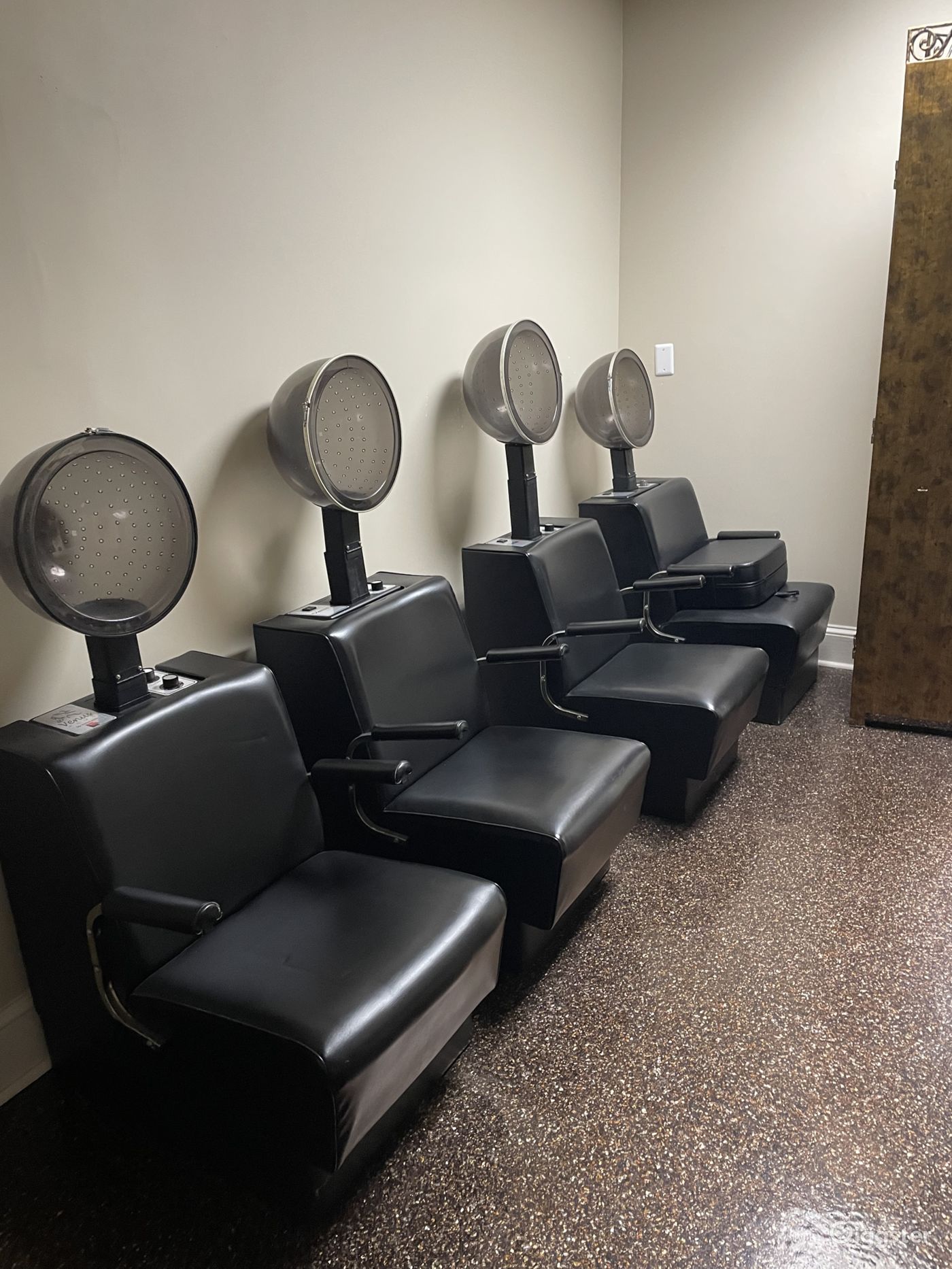 Salon Spaces To Rentforum Open Topic.Html - drsonq4