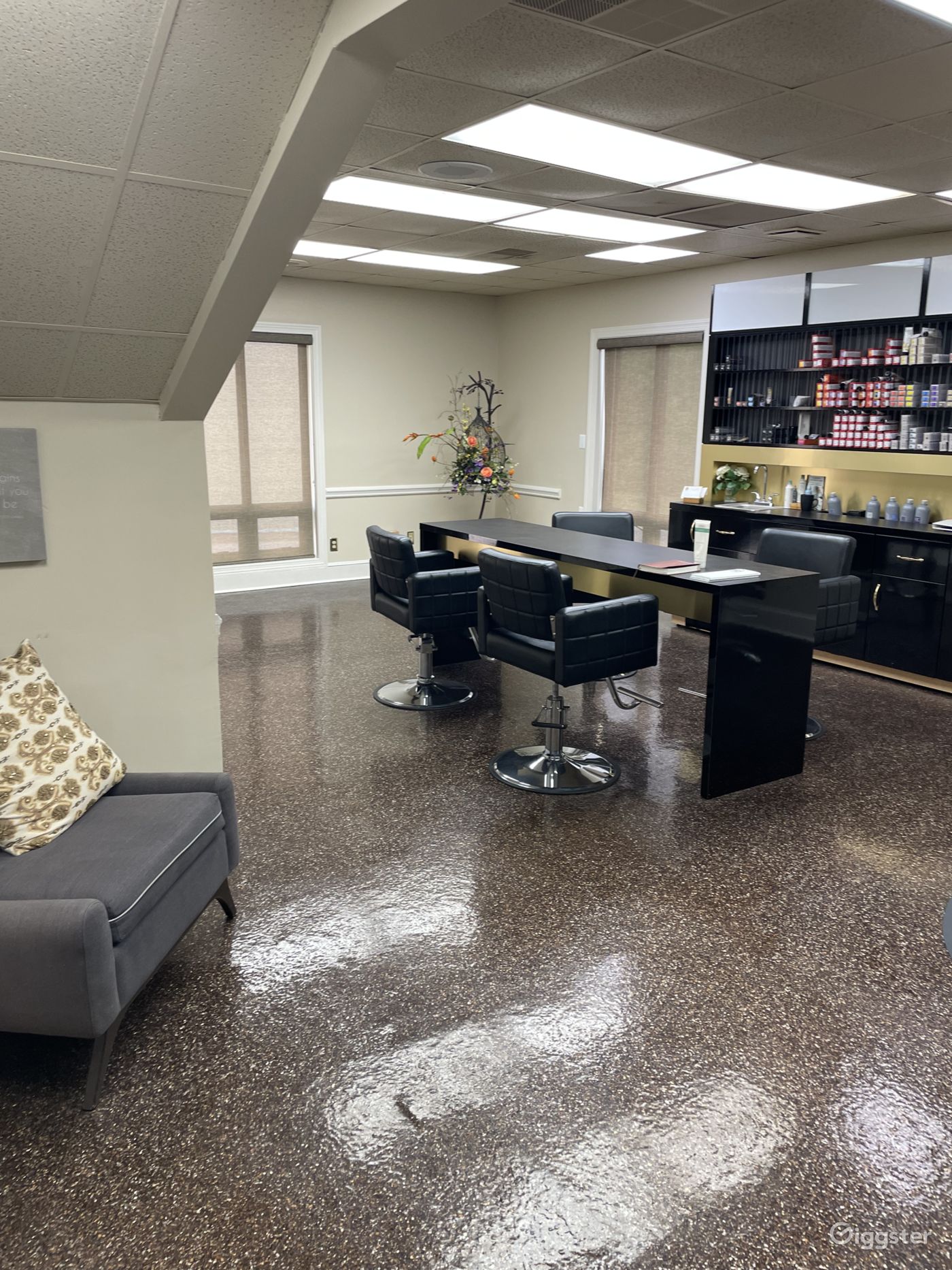 Upscale Event/Salon Space for Rent Rent this location on Giggster