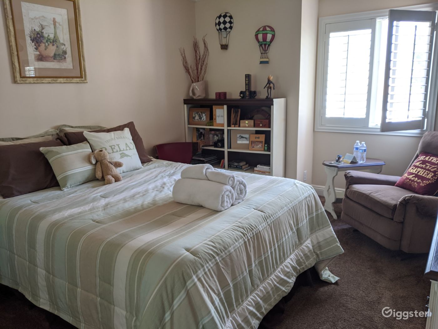 Home... Sweet Home... Rent this location on Giggster